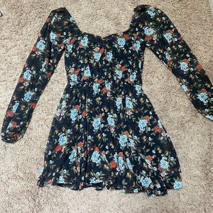 ✨NWT Francesca’s Black Floral Dress✨